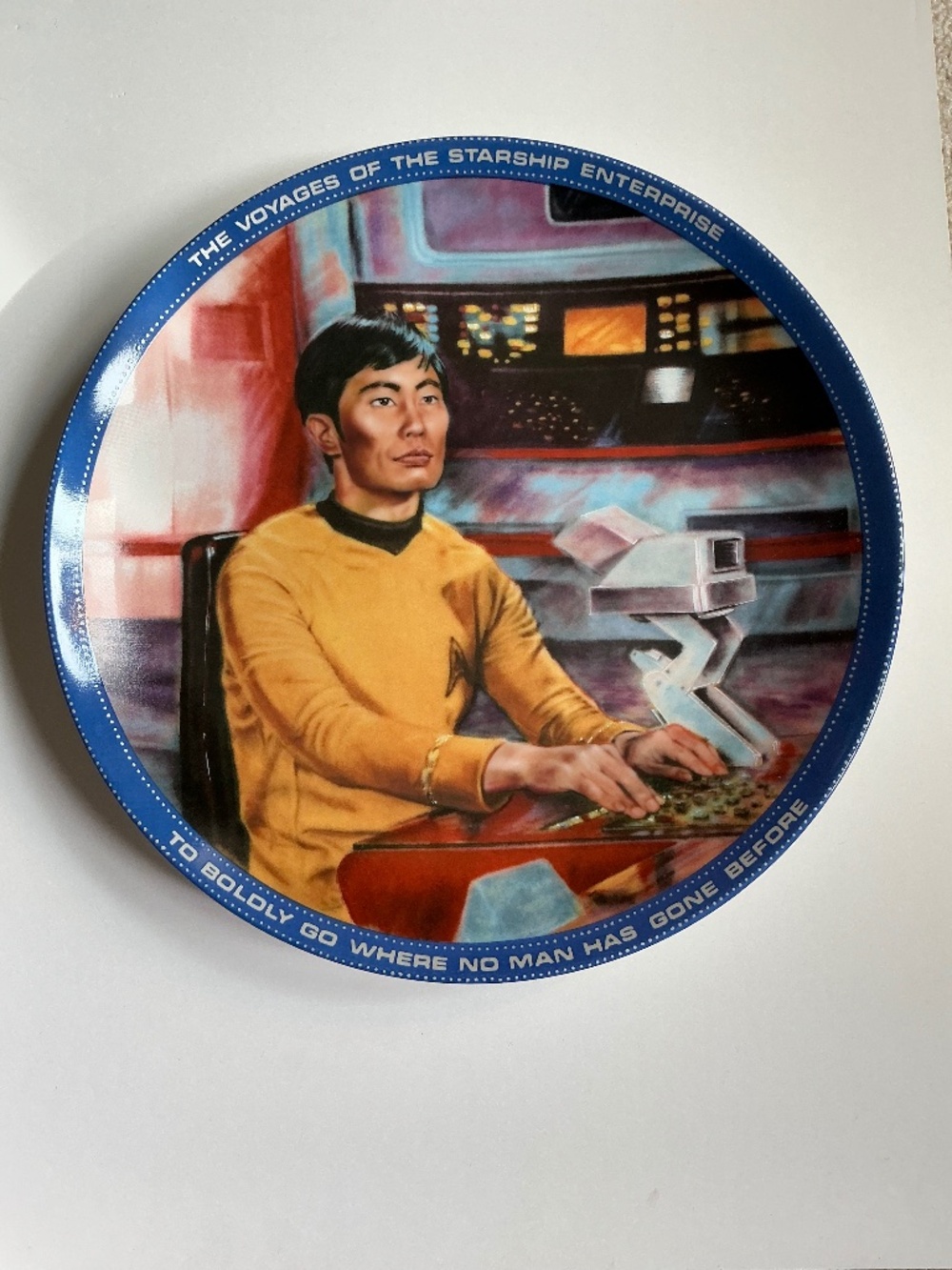 Star Trek Collector Plate Sulu Lieutenant Susie Morton Ernst 1985 Limited Sci-Fi